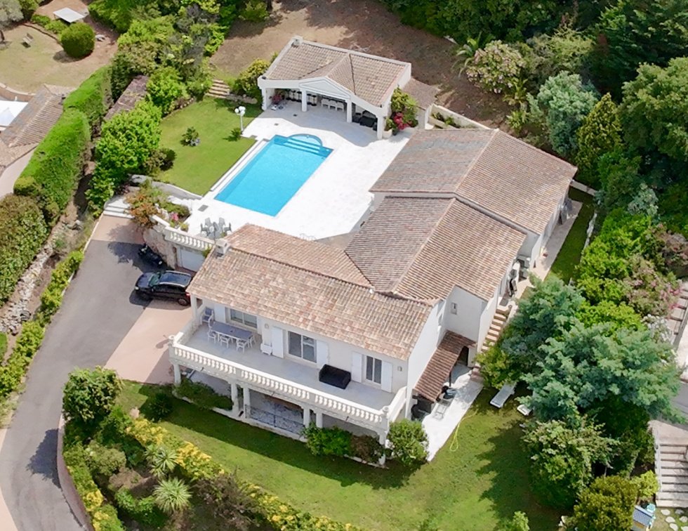 Villa in Brusquet-Retenaou-Devens, Vallauris, France 2 - 15931414
