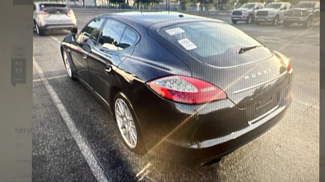 Sedan in Pensacola, FL, United States 3 - 15935212