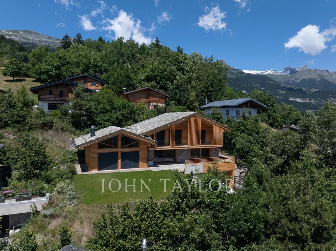 House in Crans-Montana, Valais, Switzerland 1 - 15870265