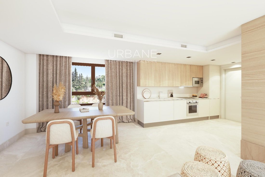 Apartment in Benahavis, Andalusia, Spain 4 - 15934401