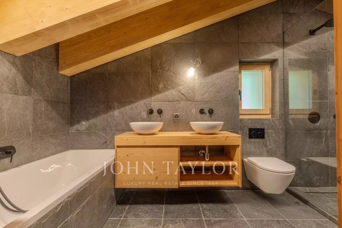 House in Crans-Montana, Valais, Switzerland 5 - 15870265