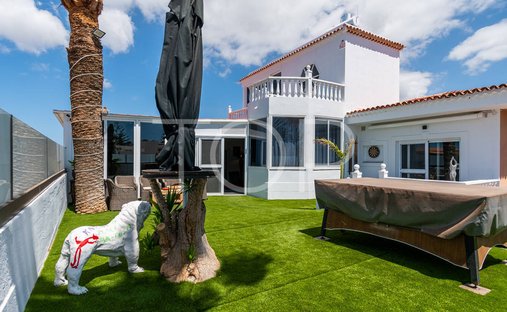 Villa in Arona, Kanarische Inseln, Spanien 1