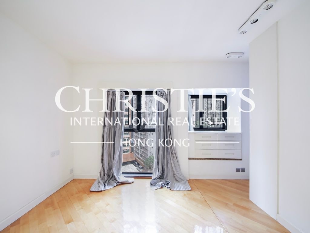 Apartment in Hong Kong, Hong Kong 5 - 15935003