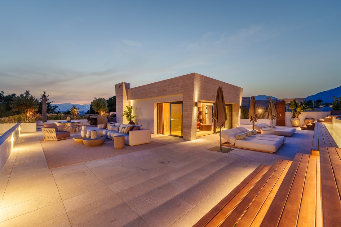 Penthouse in Marbella, Andalusia, Spain 5 - 15935750