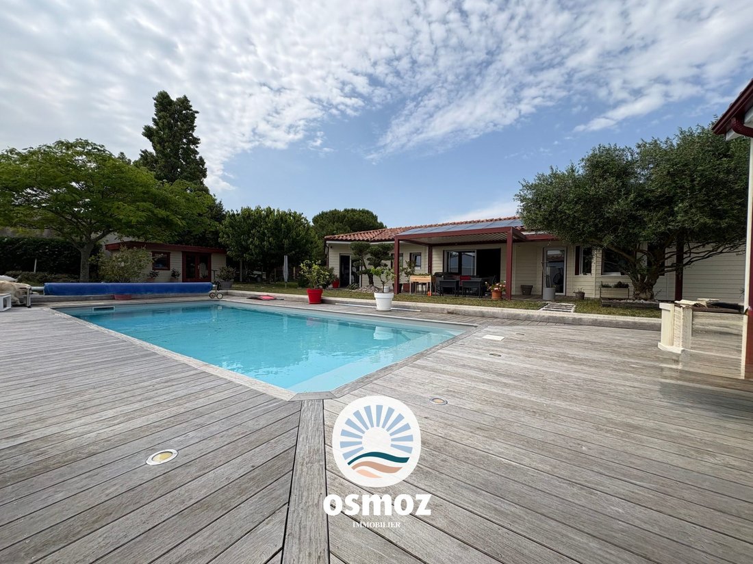 Villa in Andilly-les-Marais, Nouvelle-Aquitaine, France 2 - 15787131