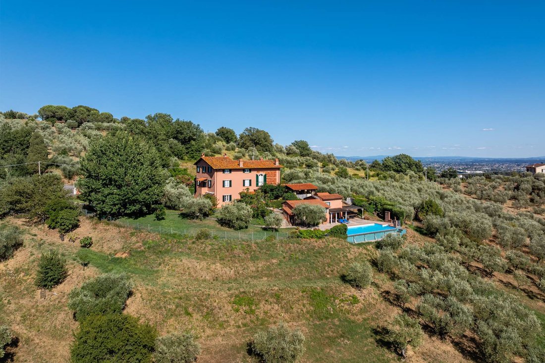 House in Petrognano - San Gennaro, Capannori, Tuscany 1 - 15935758