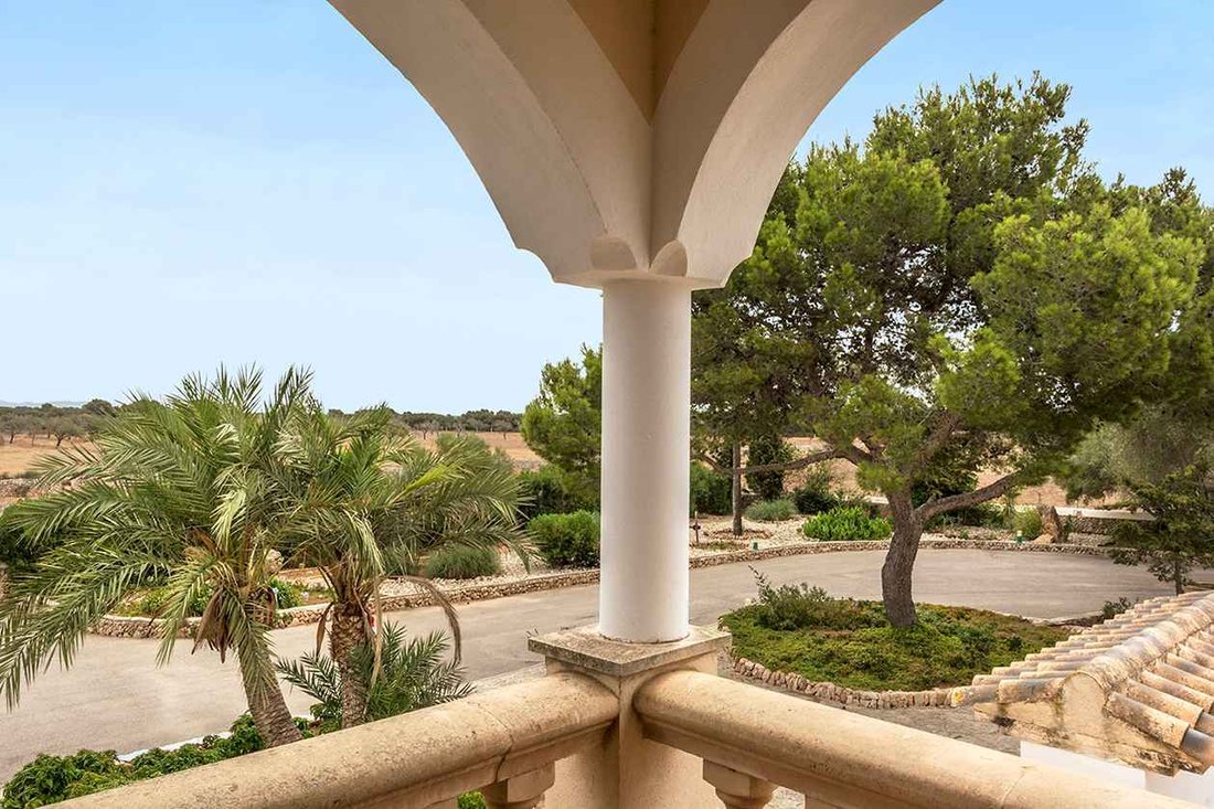 Finca in Llucmajor, Balearic Islands, Spain 5 - 15935835