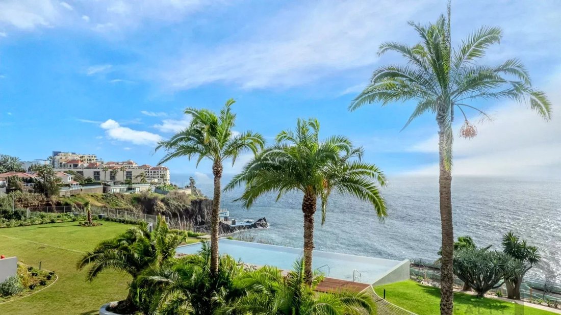 Apartment in Sao Martinho, Madeira, Portugal 1 - 15936616