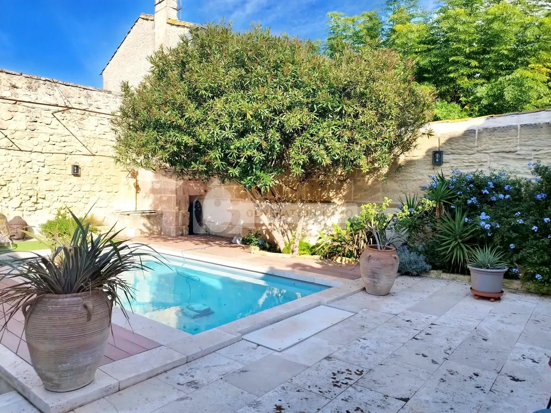 House in Fontvieille, Provence-Alpes-Côte d'Azur, France 1 - 15195924