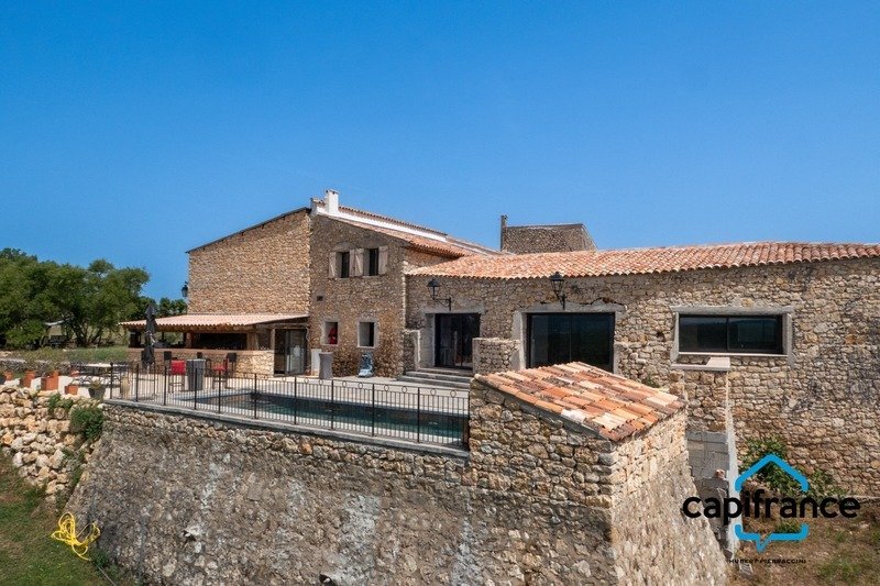 House in Régusse, Provence-Alpes-Côte d'Azur, France 1 - 15938052