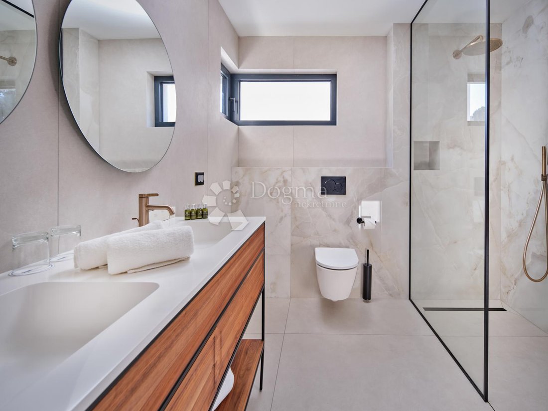House in Zedno, Split-Dalmatia County, Croatia 4 - 15938088