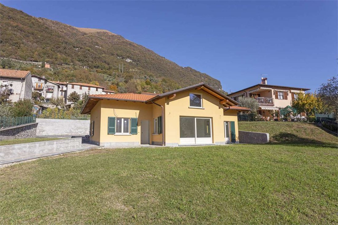 Villa in Lenno, Lombardy, Italy 4 - 15937203