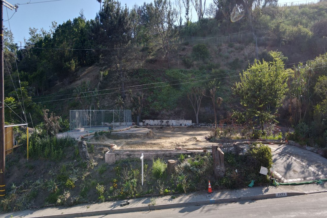 1403 Marinette Road In Los Angeles - 1100xxs