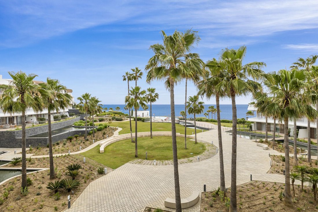 Apartment in Estepona, Andalusia, Spain 1 - 15936680