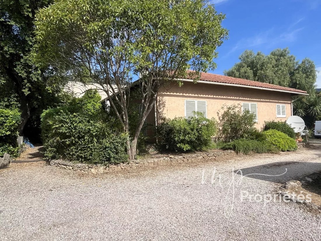 House in Nord, Cavalaire-sur-Mer, France 2 - 15935998