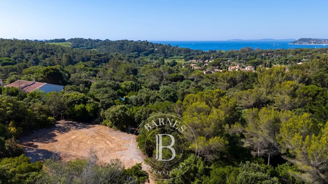 Land in La Croix-Valmer, Provence-Alpes-Côte d'Azur, France 3 - 15937872