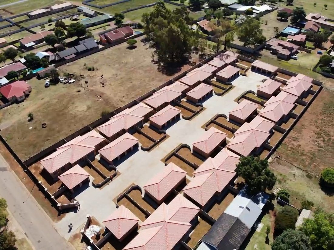 Townhouse in Meyerton Ext 6, Vaal Marina, South Africa 1 - 15938530