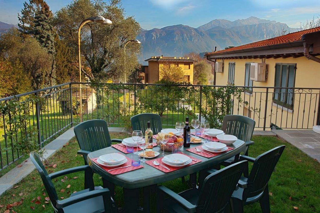Apartment in Griante, Lombardy, Italy 2 - 15937200