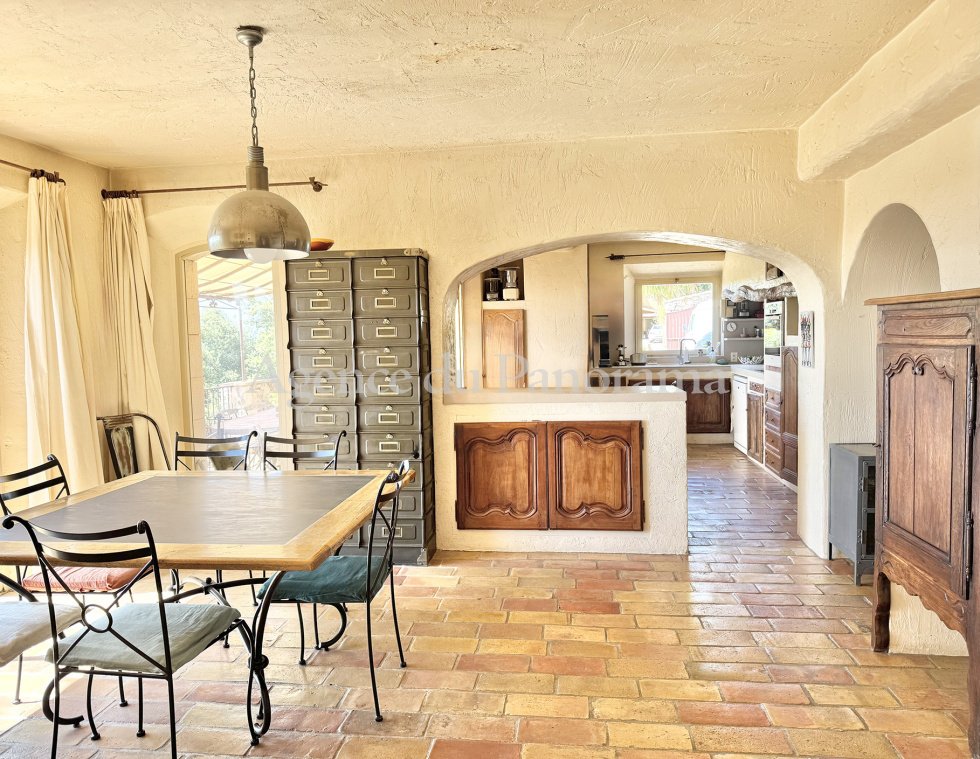 Villa in Le Tignet, Provence-Alpes-Côte d'Azur, France 5 - 15936062