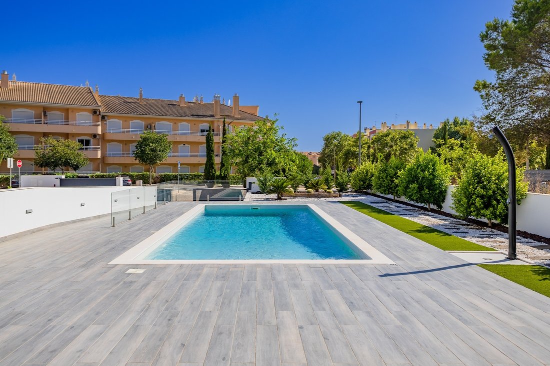 House in Vilamoura, Quarteira, Algarve 2 - 15938556