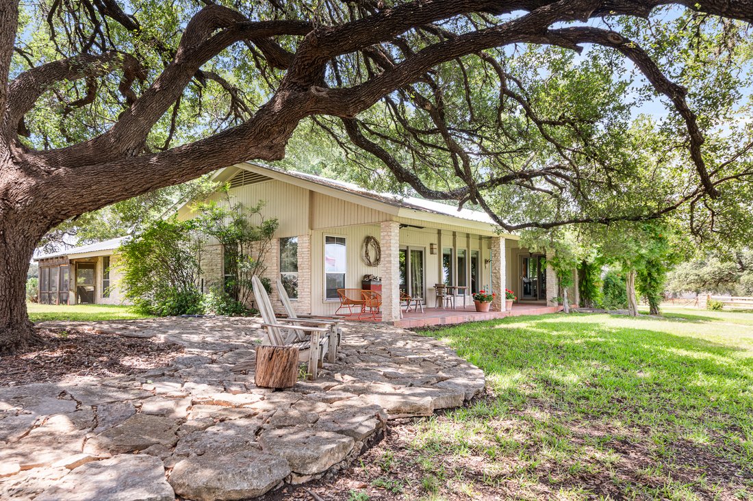 Farm Ranch in Spicewood, Texas, United States 1 - 15938594
