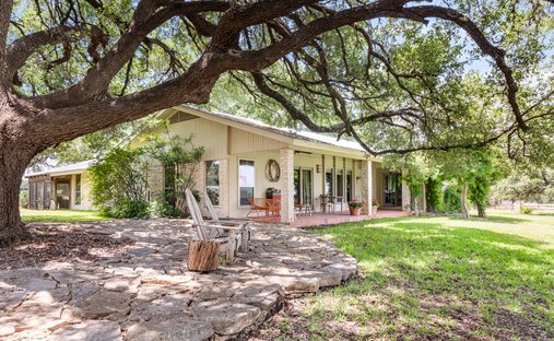 Farm Ranch in Spicewood, Texas, United States 1