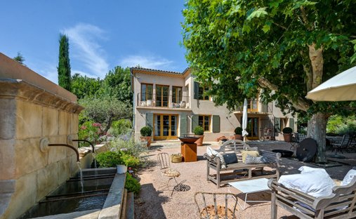 House in Le Tholonet, Provence-Alpes-Côte d'Azur, France 1
