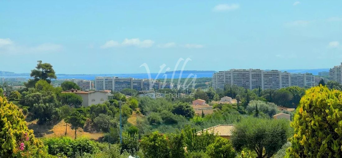 Villa in Les Termes, Mandelieu-la-Napoule, France 1 - 14853125