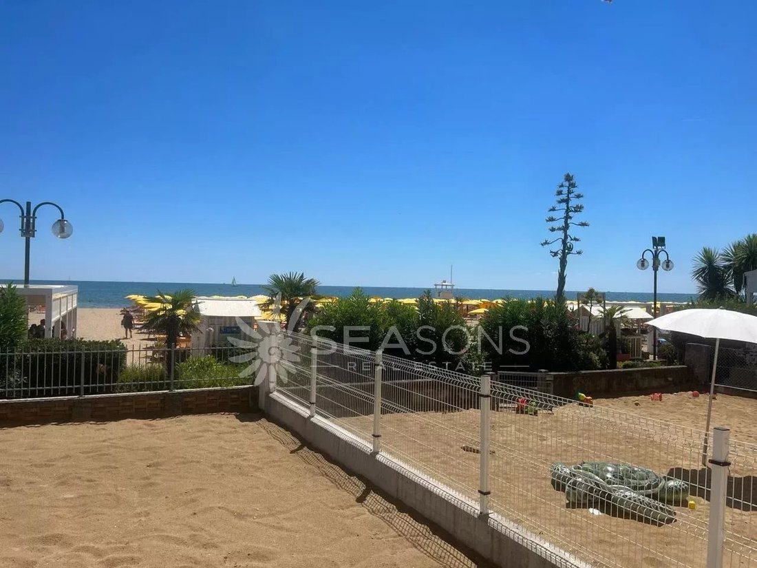 House in Lido di Jesolo, Jesolo, Veneto 4 - 15361152