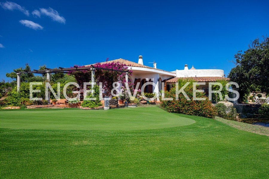 Villa in Santa Teresa Gallura, Sardinia, Italy 2 - 15935863