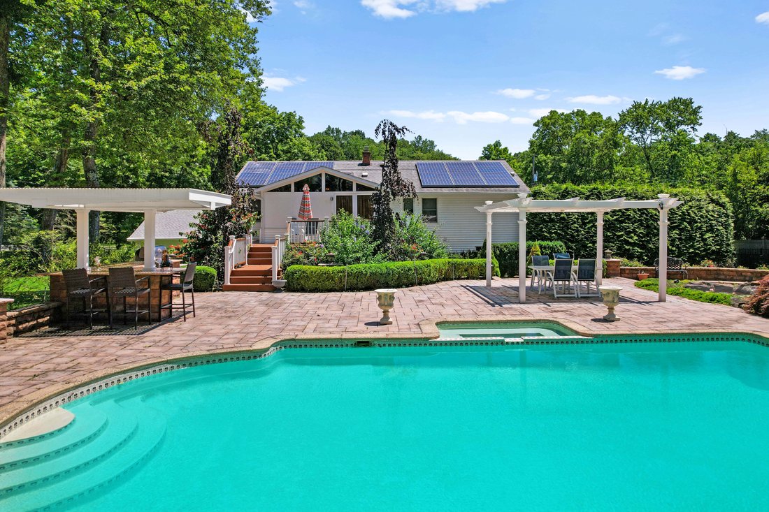House in Saddle River, New Jersey, United States 2 - 15937161
