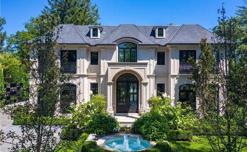 House in Oakville, Ontario, Canada 1