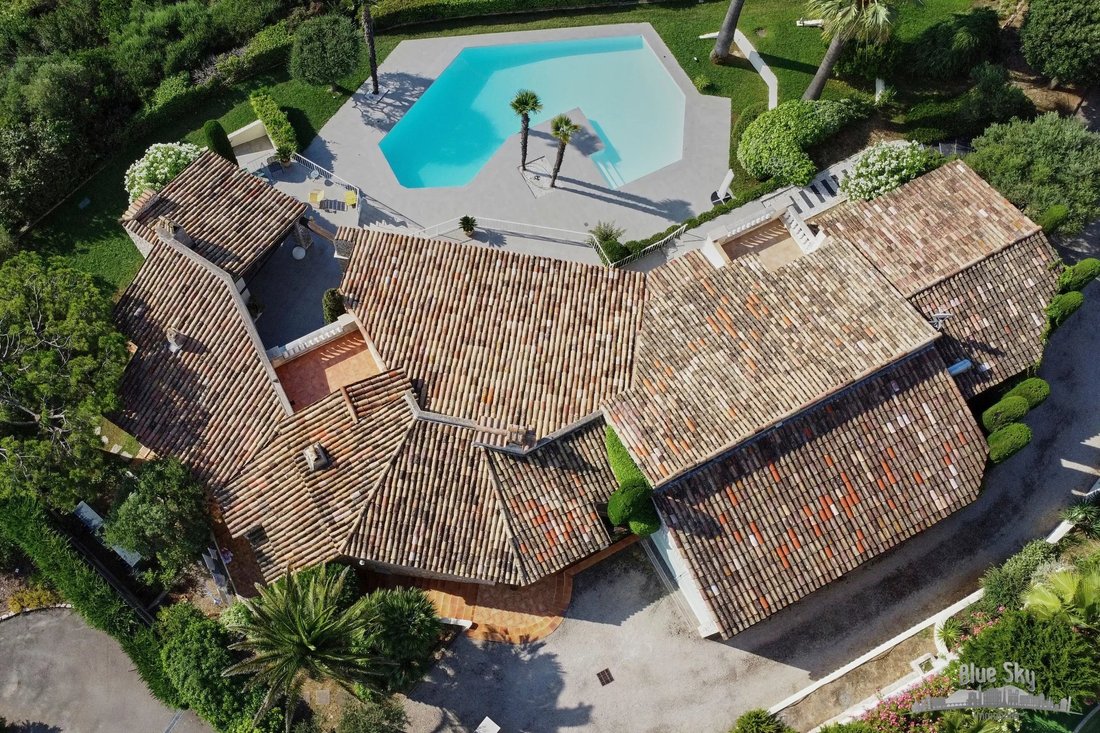 Villa in Nice, Provence-Alpes-Côte d'Azur, France 1 - 15938963