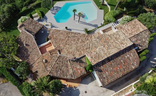 Villa in Nice, Provence-Alpes-Côte d'Azur, France 1