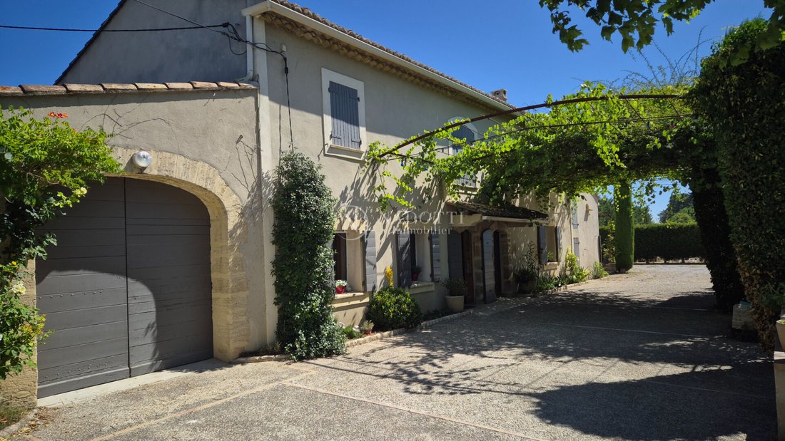 House in Cavaillon, Provence-Alpes-Côte d'Azur, France 2 - 15938864