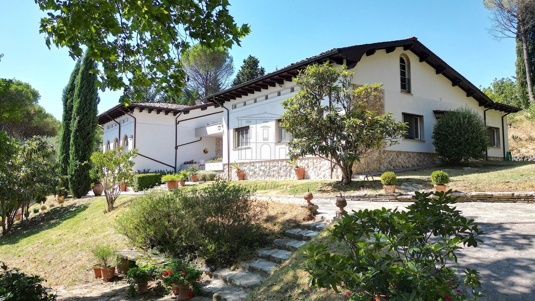 Villa a Lucca, Toscana, Italia 2 - 15938890