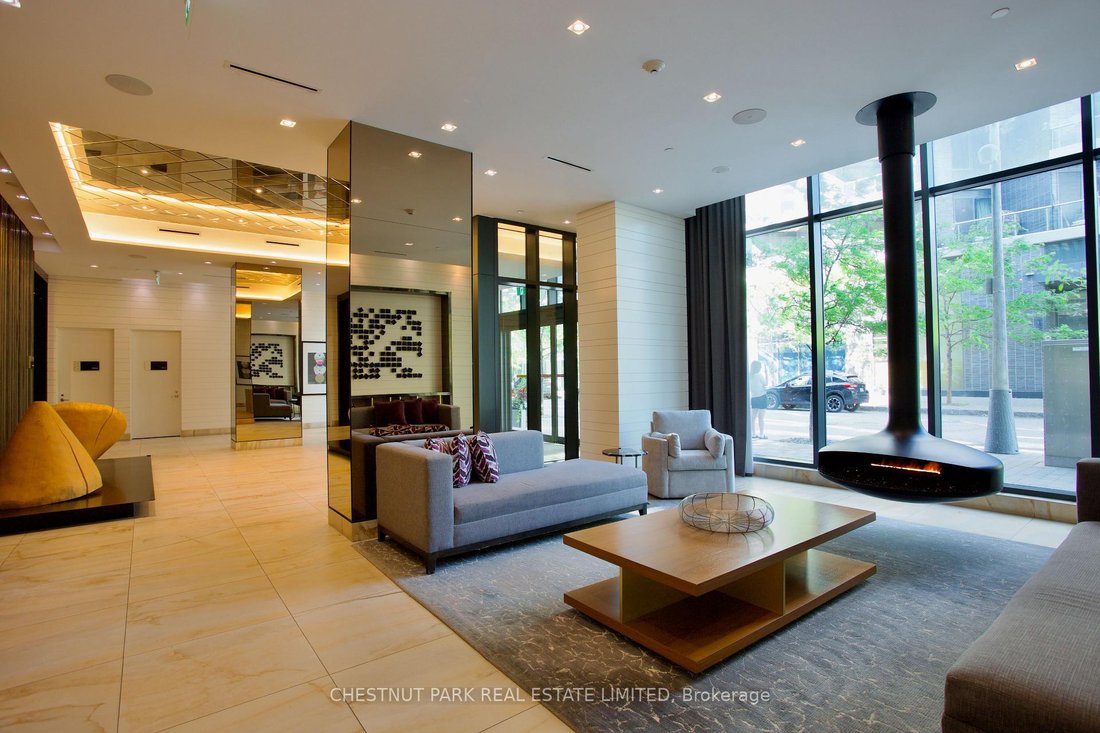 Apartment in Toronto, Ontario, Canada 5 - 15911988