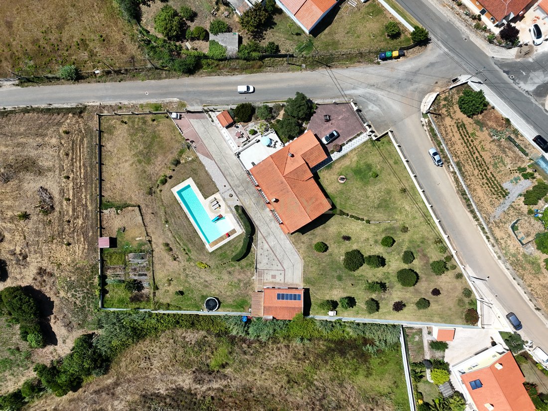 Villa in Santo Onofre e Serra do Bouro, Leiria District, Portugal 3 - 15890185