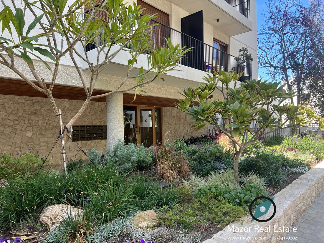 Condo in Tel Aviv-Yafo, Tel Aviv District, Israel 2 - 15940506