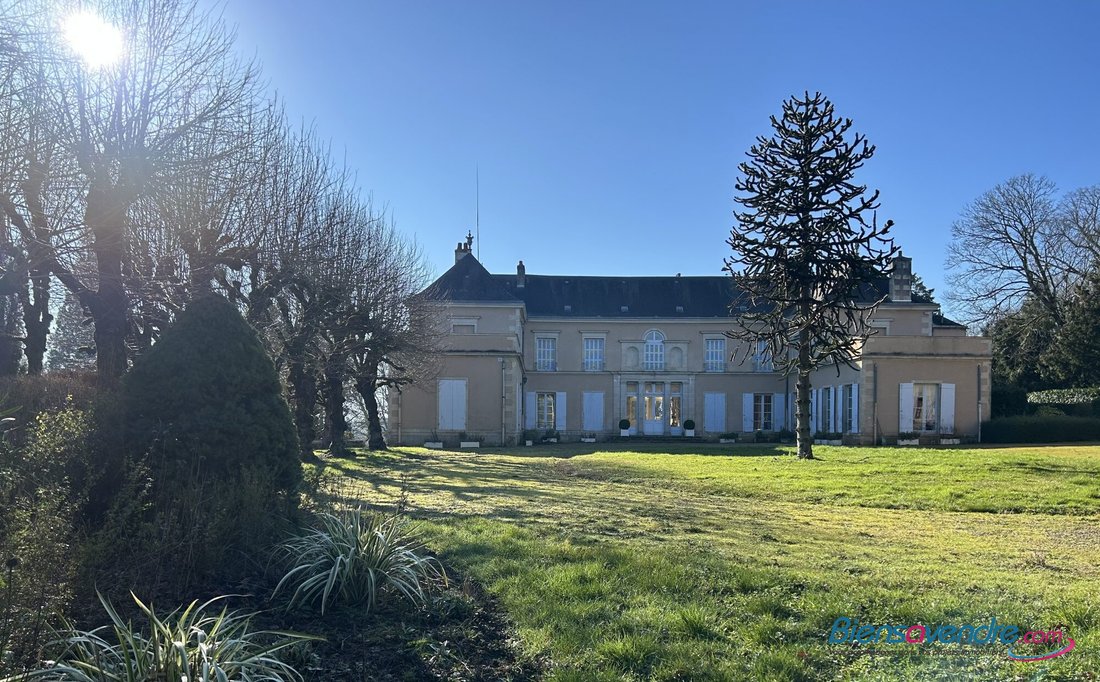Château des Rêves: A 1862 Masterpiece Where Time Stands Still in Poitiers’ Golden Countryside