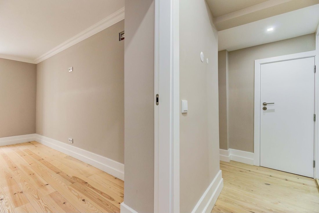 Apartment in Sao Vicente, Lisbon, Portugal 3 - 15940531