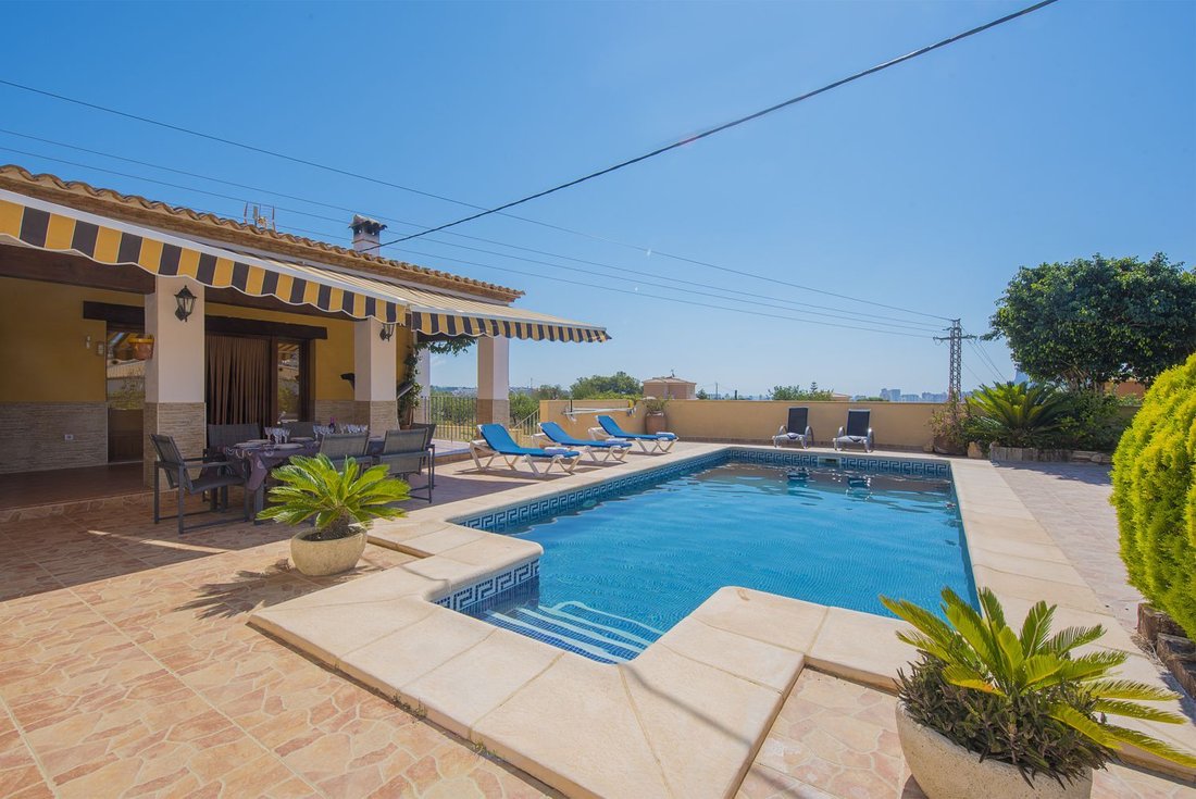 Villa in Calp / Calpe, Valencian Community, Spain 2 - 15940399