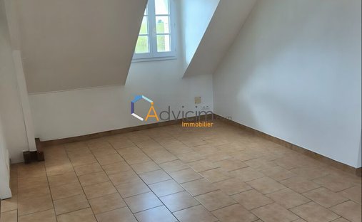 Castle for Sale in Saint-Pierre-des-Corps, Centre-Val de Loire, France