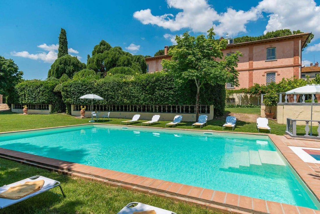 House in Castiglione del Lago, Umbria, Italy 2 - 15940448