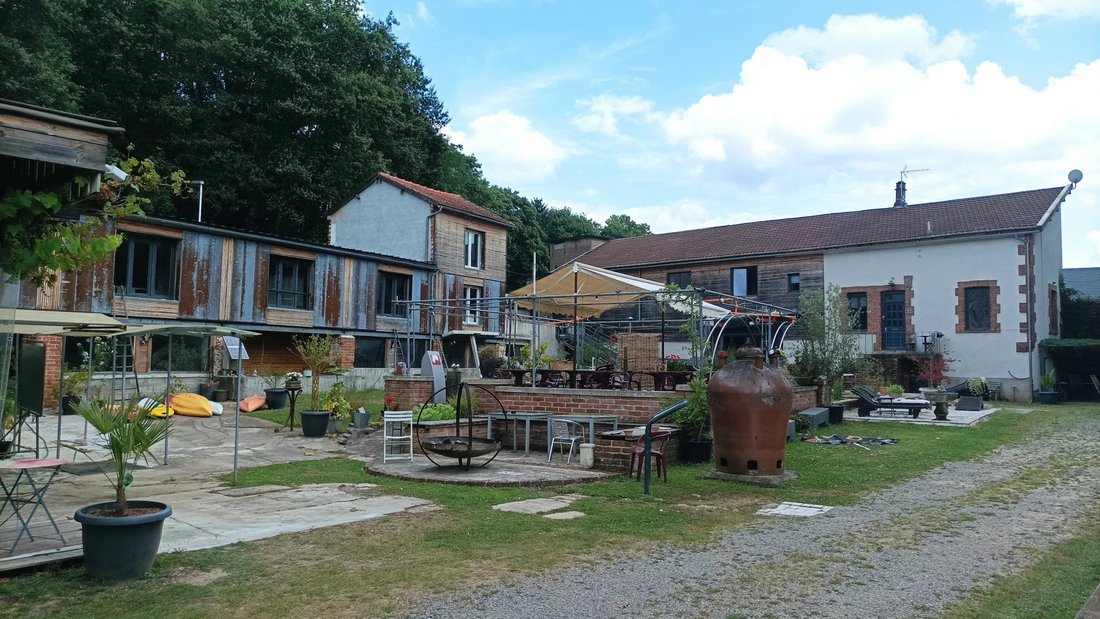 Estate in Ouest, Saint-Junien, France 1 - 15942289
