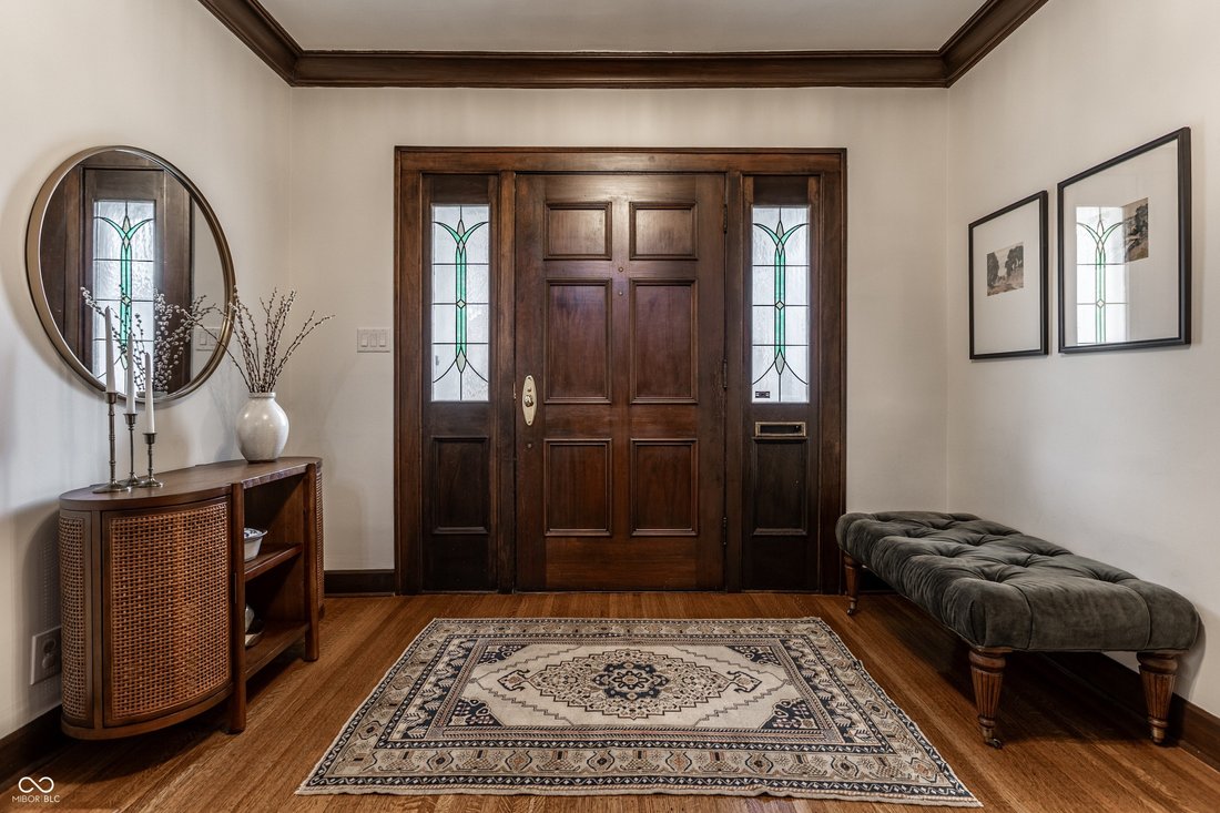 Lovely Home On A Lush Lot In Indianapolis - 1100xxs