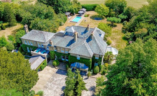 House in Downe, England, United Kingdom 1