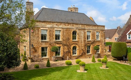 House in Great Harrowden, England 1