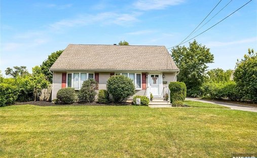 House in Wayne, New Jersey, United States 1