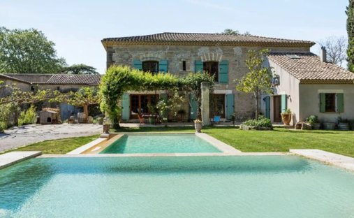 Sale Of Equestrian Estate Aimargues, 260m² 6 Rooms 1,050,000€ With Swimming Pool